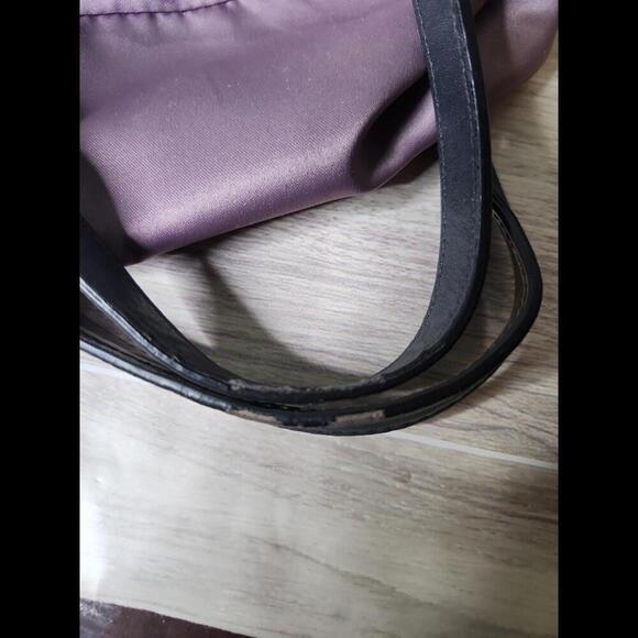 COACH 2011 OLIVE EMBOSSED PATENT LEATHER E/W TOTE - Picture 8 of 8